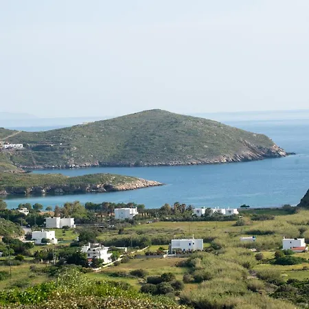 Andros: Luxurious With Private Swimming Pool Βίλα