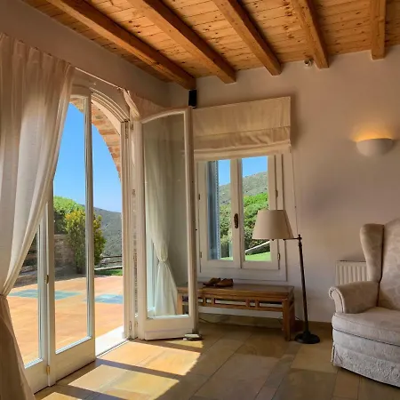 Andros: Luxurious With Private Swimming Pool Βίλα *