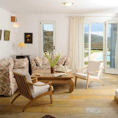 Andros: Luxurious With Private Swimming Pool Βίλα Μακροτάνταλο