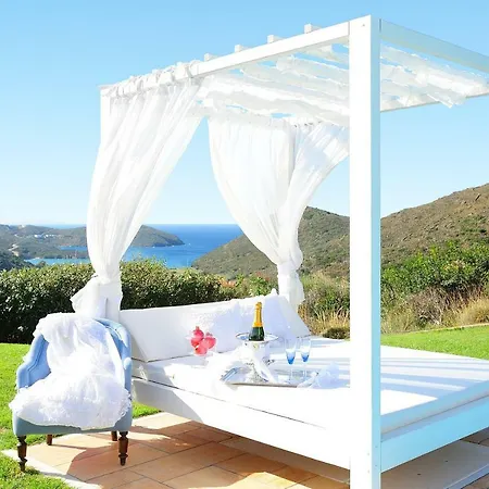 Andros: Luxurious With Private Swimming Pool Βίλα *