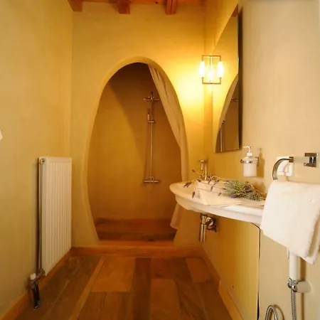 Andros: Luxurious With Private Swimming Pool * Μακροτάνταλο